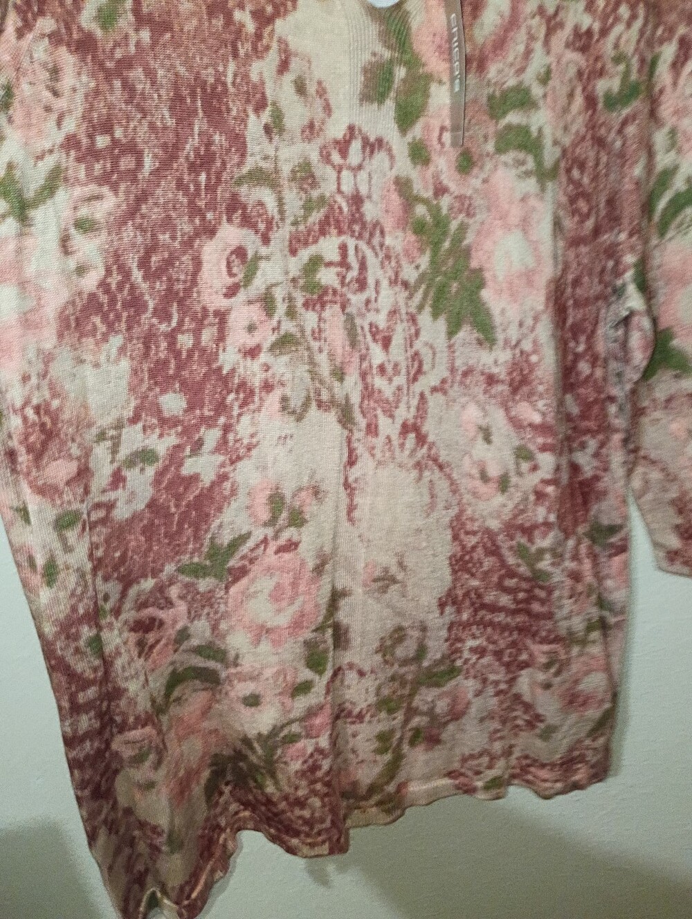NWT Chico's SIZE 2X Rose and Olive Floral Knit Tunic with Keyhole - Picture 2 of 5